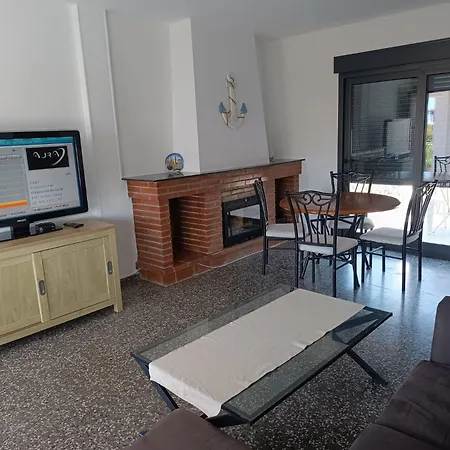 Semesterbostad Casa Entre Mar Y Montana *