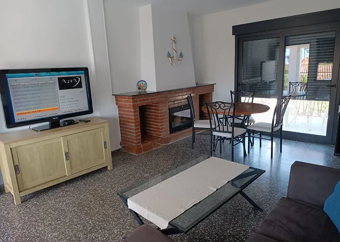 بيت للعطل Casa Entre Mar Y Montana *